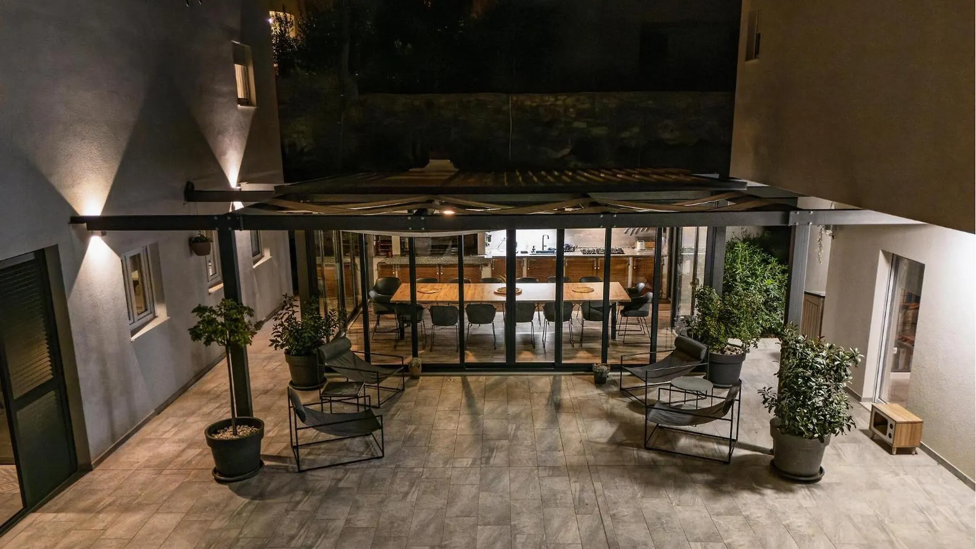 Nice Home In Kastel Stari With Jacuzzi Holiday home